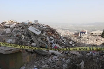 Deprem soruşturmasında tutuklanan eski belediye başkanı tahliye edildi
