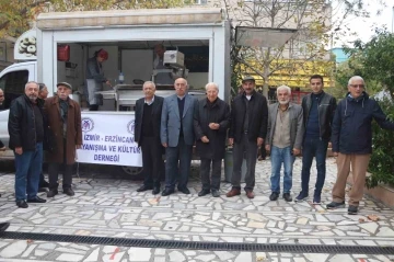 Depremde hayatını kaybedenler için lokma hayrı düzenlendi
