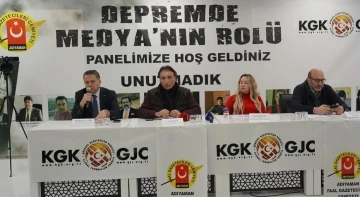 ‘Depremde medyanın rolü’ konuşuldu
