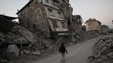 Depremden etkilenen illerdeki alacaklı idarelere ödenecek borçlar ertelendi