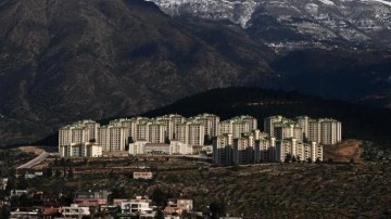 Depremden sağlam çıkan "TOKİ konutları" örnek gösterildi