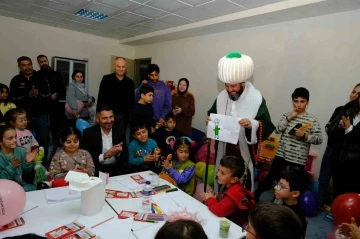 Depremzede çocukların yüzü Sivrihisar’da gülüyor
