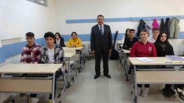 Depremzede öğrenciler deprem korkusunu müzikle atıyor
