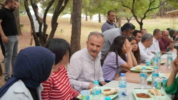 Depremzede öğrencilere moral etkinliği
