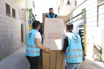 Depremzede vatandaşlara eşya desteği
