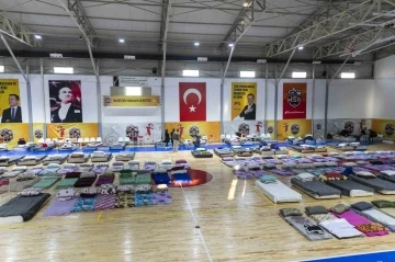 Depremzedeler Mersin’de konuk ediliyor
