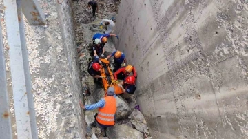 Dere yatağında bulunan kadın cesedinin kimliğinin belirlenmesi için çalışma başlatıldı
