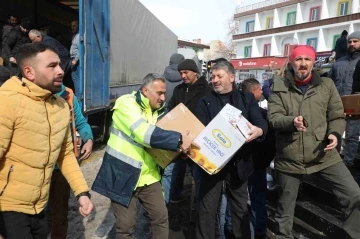 Develi’den depremzedeler için 4 yardım kafilesi daha yola çıktı