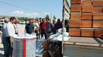 Dicle’de arı bağ ve meyve üreticilerine tarımsal makine desteği
