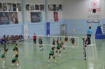 Didim’de Midi Kızlar Voleybol müsabakalarında ilk iki bellirlendi
