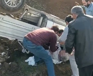 Bursa'da direksiyonda uyuyakaldı, otomobil takla attı