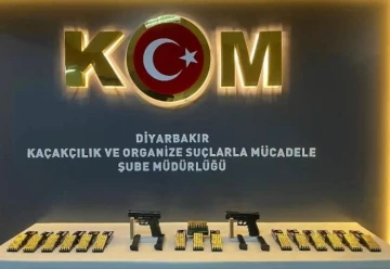 Diyarbakır’da asayiş ve kaçakçılık operasyonu: 9 tutuklama
