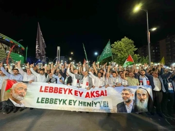 Diyarbakır’da İsrail’i protesto sonrası kahve zincirine taşlı saldırı
