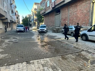 Diyarbakır’da silahla vurulan kız çocuğu ağır yaralandı
