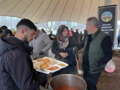 Diyarbakır Kuyumcular ve Sarraflar Odası’ndan vatandaşlara iftar
