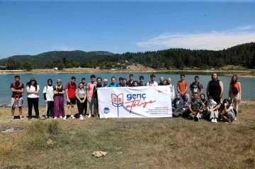 Doğa tutkunu gençler Karagöl Yaylası’nda unutulmaz bir gün yaşadı
