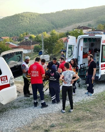 Doğa yürüyüşü kazayla sonlandı: Ayağı kırılan dağcı tedavi altında
