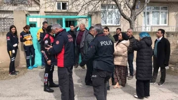 Doğal gaz kaçağı için eve giren polis dehşetle karşılaştı
