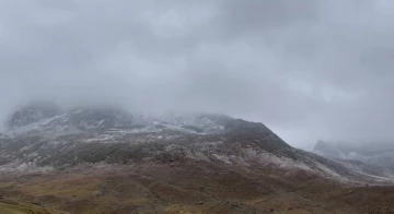 Doğu Karadeniz’in zirveleri beyaza büründü