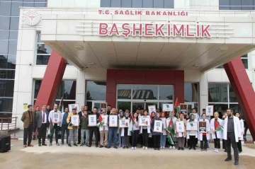 Doktorlar bildiri yayınladı: “Gazze’de yaşanan işgali ve soykırımı reddediyoruz&quot;
