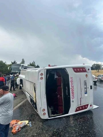 Düğün yolunda meydana gelen kazada yaralanan 1 kişi öldü