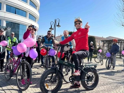 Dünya Kadınlar Günü’ne özel Çaycuma’da bisiklet turu düzenlendi
