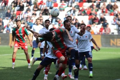 Düzcespor, Karşıyaka'yı evinde yendi