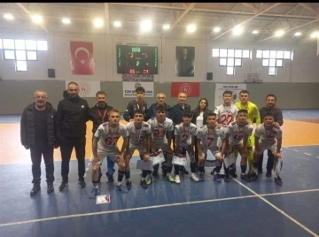 Düzcespor Lisesi gruptan birinci çıktı
