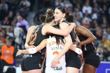 Eczacıbaşı Dynavit, Kupa Voley’de finale yükseldi
