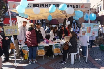 Edirne’de üniversite öğrencileri diyabet farkındalığı için etkinlik düzenledi
