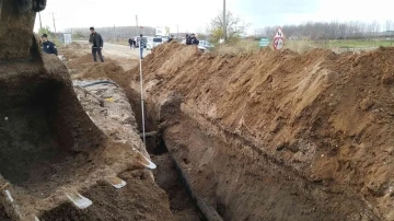  Üstüne toprak yığını düşen işçi ağır yaralandı 