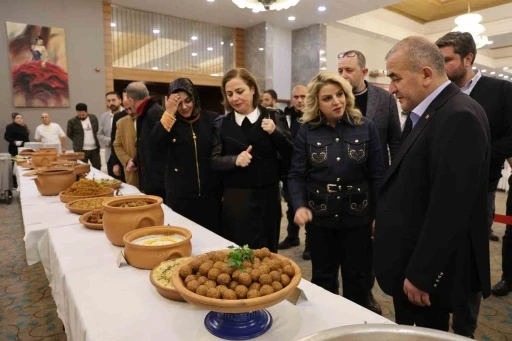 Elazığ’da 76 çeşit Harput saray yemekleri tanıtıldı
