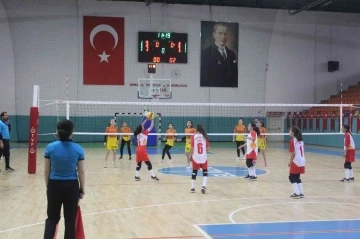 Elazığ’da Okul Sporları Voleybol Müsabakaları başladı
