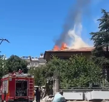 Elazığ’da trafo yangını paniğe neden oldu
