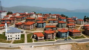 Elazığ depreminin ardından Malatya ve Elazığ’da 33 bin 821 konut yapıldı
