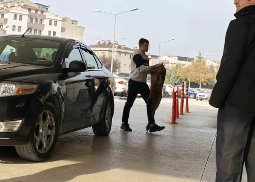 Bursa'da elini makineye kaptıran işçinin parmağı koptu