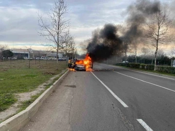 Emanet aldığı araç hastane yolunda alev topuna döndü
