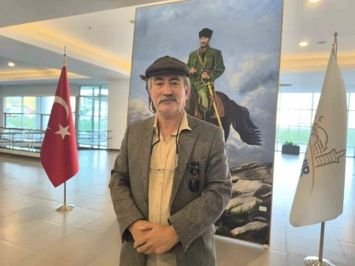 Emekli astsubaydan Kırşehir Belediyesine ’Atatürk portresi’ tepkisi
