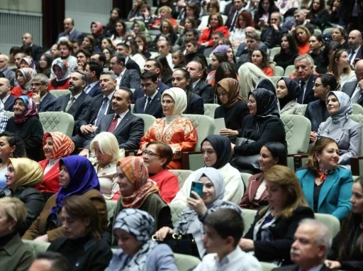 Emine Erdoğan: &quot;Özümüzü güçlendirerek sınırlarımızın ötesine ulaşacağız&quot;