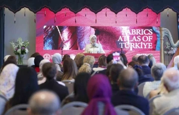 Emine Erdoğan, Türkevi’ndeki sergide Anadolu tekstilini first lady’lere tanıttı