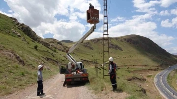 ‘Enerjinin kahramanları’ kesintisiz enerji için bayram mesaisinde
