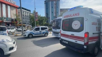 Engelli vatandaşa çarpan motosikletli kaçtı