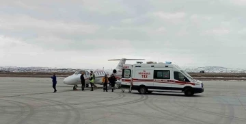 Enkaz altından 11 gün sonra kurtarılan Aleyna, ambulans uçakla Ankara’ya getirildi