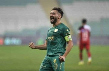 Enver Cenk Şahin: “Hoşçakal Bursaspor”
