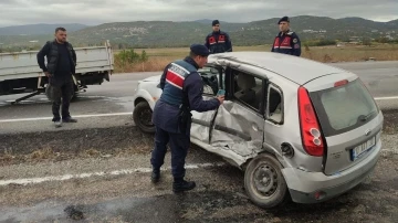 Erdek’te trafik kazasında 1 kişi yaralandı
