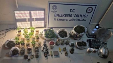 Erdek’te uyuşturucu yuvalarına baskın
