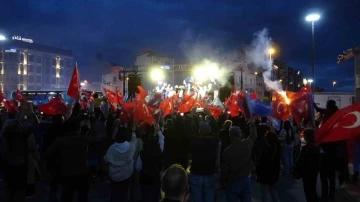 Erdoğan’ın zaferi Çanakkale’de kutlandı