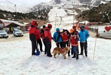 Ergan Dağında çığ tatbikatı yapıldı
