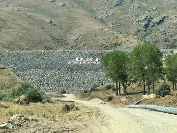 Erikdibi Göleti inşaatında çalışmalar devam ediyor
