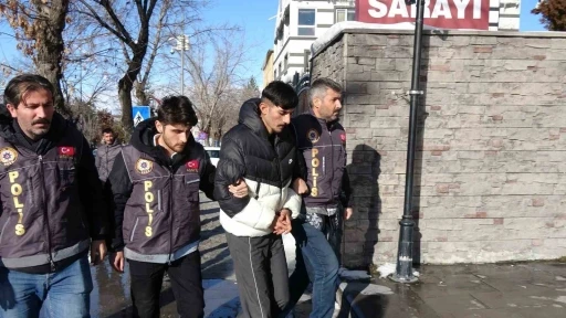 Erzurum’da çay ocağına silahlı saldırı
